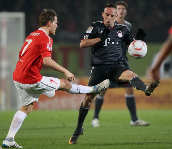 的导火索 的导火索